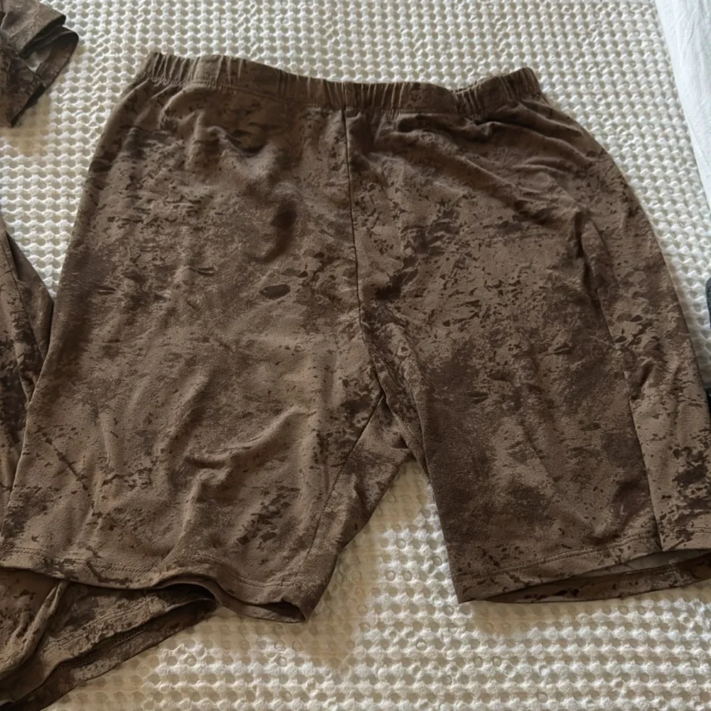 Bundle- Two Sets; Fashion Nova Brown Shorts Lounge Set & Black Pants Lounge Set - Picture 4 of 8